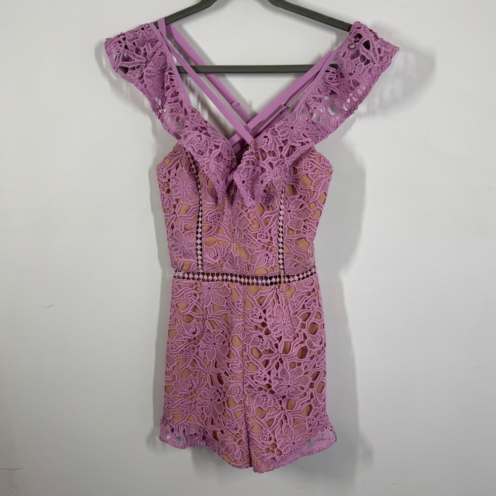 Adelyn Rae Sleeveless Floral Crochet Overlay Nude Lining Lavender Lace Romper XS - Picture 2 of 14